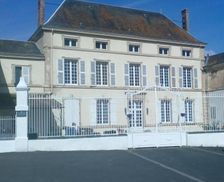 France Deux-Sèvres Geay vacation rental compare prices direct by owner 12991858