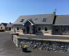 Ireland Clare Doolin vacation rental compare prices direct by owner 16384155