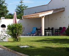 France Nouvelle-Aquitaine Saint-Pierre-D'oléron vacation rental compare prices direct by owner 14706038