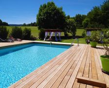 France Auvergne Chaudes-Aigues vacation rental compare prices direct by owner 14033798