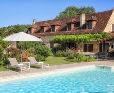 France Aquitaine Saint-Martin-des-Combes vacation rental compare prices direct by owner 16730006