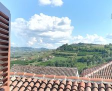 Italy Piedmont Verduno vacation rental compare prices direct by owner 13719904