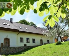 Czechia Vysocina Třeštice vacation rental compare prices direct by owner 13506036