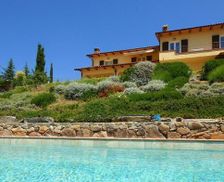 Italy Umbria Passignano sul Trasimeno vacation rental compare prices direct by owner 15940126