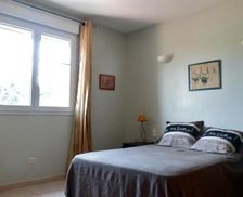 France Languedoc-Roussillon Sauveterre vacation rental compare prices direct by owner 14804003