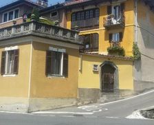 Italy Piedmont Pollone vacation rental compare prices direct by owner 13519220