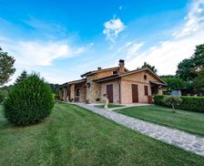 Italy Marche Offagna vacation rental compare prices direct by owner 13646814