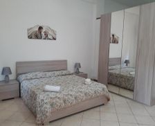 Italy Apulia Campi Salentina vacation rental compare prices direct by owner 14200133