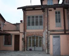 Italy Piedmont Cherasco vacation rental compare prices direct by owner 14092009