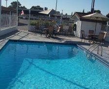United States California Oakdale vacation rental compare prices direct by owner 19259423