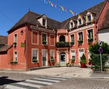 France Burgundy Semur-en-Auxois vacation rental compare prices direct by owner 14080024