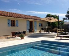 France Nouvelle-Aquitaine Verteillac vacation rental compare prices direct by owner 5698537