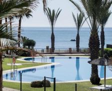 Spain Andalucía Estepona vacation rental compare prices direct by owner 13456595