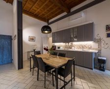 Italy Tuscany Firenze vacation rental compare prices direct by owner 6733642