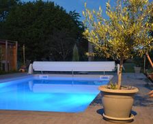 France Burgundy Saint-Julien-du-Sault vacation rental compare prices direct by owner 35045733