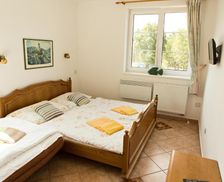 Czechia South Bohemia Zvíkovské Podhradí vacation rental compare prices direct by owner 13004544