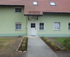 Germany Saxony Leutersdorf vacation rental compare prices direct by owner 3903441