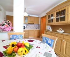 Italy Trentino Alto Adige Fai della Paganella vacation rental compare prices direct by owner 14383847