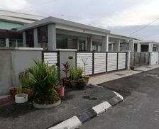 Malaysia Kedah Alor Setar vacation rental compare prices direct by owner 5827376