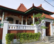 Indonesia Yogyakarta Province Yogyakarta vacation rental compare prices direct by owner 15137790