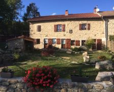 France Auvergne Fayet-Ronaye vacation rental compare prices direct by owner 35217231