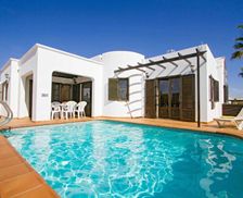 Spain Lanzarote Tías vacation rental compare prices direct by owner 9320770