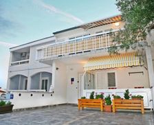 Croatia Split-Dalmatia County Baška Voda vacation rental compare prices direct by owner 14352796