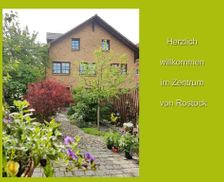 Germany Mecklenburg-West Pomerania Rostock vacation rental compare prices direct by owner 23730138