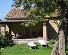 Italy Tuscany Montescudaio vacation rental compare prices direct by owner 14969615