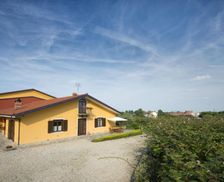 Italy Piedmont Bricherasio vacation rental compare prices direct by owner 13750549