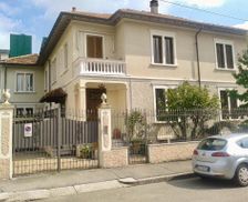 Italy Lombardy Monza vacation rental compare prices direct by owner 35075478