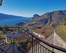 Italy Lombardy Tremosine Sul Garda vacation rental compare prices direct by owner 18148768