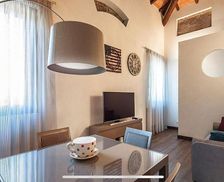 Italy Lombardy Ostiglia vacation rental compare prices direct by owner 13818379