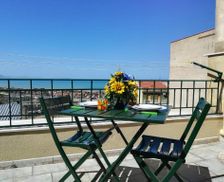 Italy Sicily Campofelice di Roccella vacation rental compare prices direct by owner 5046213