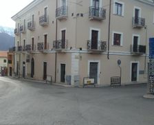 Italy Abruzzo San Demetrio neʼ Vestini vacation rental compare prices direct by owner 14263874