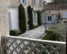 France Aquitaine Vanxains vacation rental compare prices direct by owner 18363239