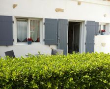 France  La Jarrie vacation rental compare prices direct by owner 14255726