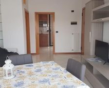 Italy Emilia-Romagna Rimini vacation rental compare prices direct by owner 8714290