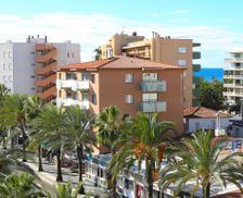 Spain Catalonia Salou vacation rental compare prices direct by owner 4966241