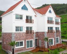 South Korea Gyeongsangnam-do Tongyeong vacation rental compare prices direct by owner 13852164