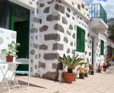 Spain Gran Canaria Playa de Tasarte vacation rental compare prices direct by owner 14045541