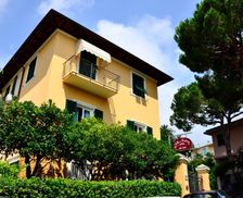 Italy Liguria Genoa vacation rental compare prices direct by owner 14943047