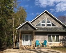 Canada Ontario Lion's Head vacation rental compare prices direct by owner 3459033