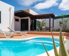 Spain Fuerteventura La Oliva vacation rental compare prices direct by owner 8196743