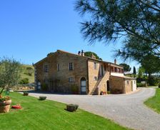 Italy Tuscany San Quirico dʼOrcia vacation rental compare prices direct by owner 14609423