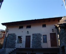 Italy Valle d'Aosta Issogne vacation rental compare prices direct by owner 13956538