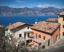 Italy Veneto Malcesine - Cassone vacation rental compare prices direct by owner 19472387