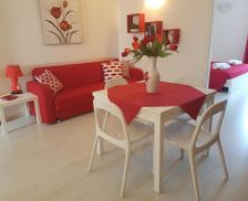 Italy Sicily Ragusa vacation rental compare prices direct by owner 5780972