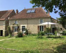 France Centre Lignac vacation rental compare prices direct by owner 13668973