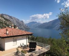 Italy Lombardy Tremosine Sul Garda vacation rental compare prices direct by owner 30005506